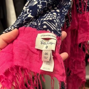Lily Pulitzer shawl/scarf